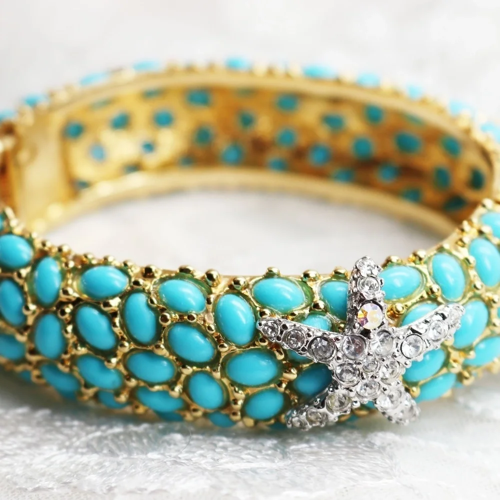 ⚜️ Vintage Kenneth Jay Lane Crystal Starfish Turquoise Cabochon Bracelet - Picture 5 of 16